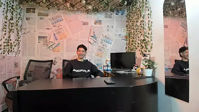 heyy noah11 online show from July 11, 1:36 pm