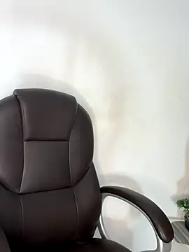  Isabella 1 online show from December 19, 2:40 am