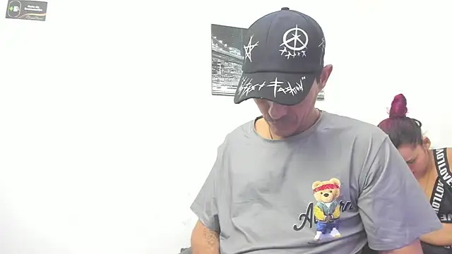 Snapshot of Sofi_And_Santy chatting on January 12, 12:49 am Sofi And Santy online show from January 12, 12:49 am