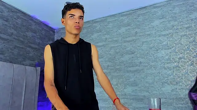 Snapshot of jhojan_foxxx_ chatting on November 12, 8:59 am jhojan foxxx online show from November 12, 8:59 am