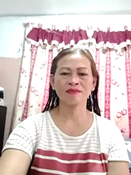 Snapshot of merr_ann123 chatting on May 18, 12:40 am merr ann123 online show from May 18, 12:40 am