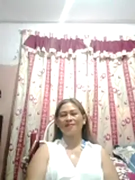Snapshot of merr_ann123 chatting on June 1, 7:54 am merr ann123 online show from June 1, 7:54 am