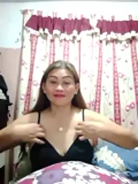 Snapshot of merr_ann123 chatting on June 5, 8:03 pm merr ann123 online show from June 5, 8:03 pm