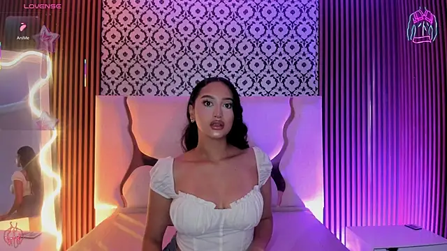 BEELLA TAY1 online show from February 4, 12:00 pm