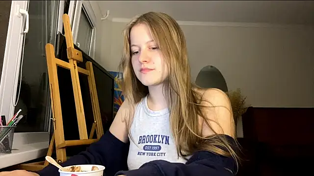 Snapshot of SeritaPicketta chatting on October 18, 5:14 pm SeritaPicketta online show from October 18, 5:14 pm