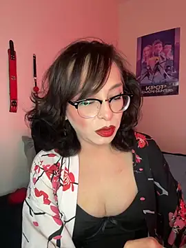 MiniMonroe online show from December 2, 6:52 am