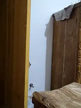 Tanha18 online show from November 28, 6:43 pm