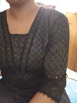 Snapshot of Tanha18 chatting on July 11, 1:25 pm Tanha18 online show from July 11, 1:25 pm