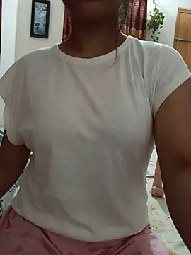 Snapshot of Tanha18 chatting on July 26, 7:54 pm Tanha18 online show from July 26, 7:54 pm