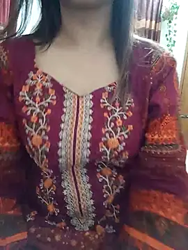 Snapshot of Tanha18 chatting on July 28, 4:39 pm Tanha18 online show from July 28, 4:39 pm