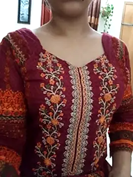 Snapshot of Tanha18 chatting on August 1, 6:29 pm Tanha18 online show from August 1, 6:29 pm
