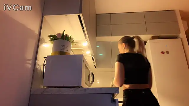 Snapshot of Biryanna chatting on February 24, 4:49 pm Biryanna online show from February 24, 4:49 pm