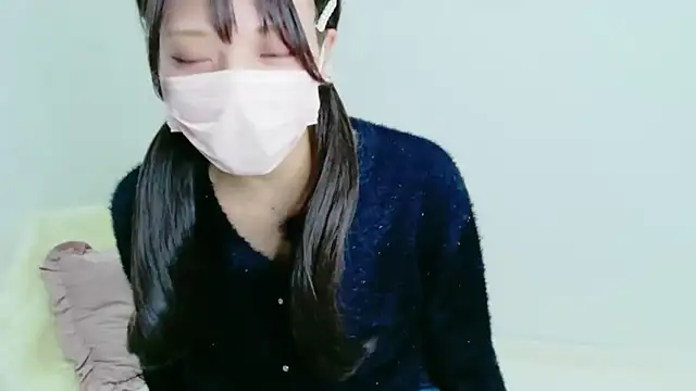 Snapshot of Ichikachan chatting on March 2, 2:36 am Ichikachan online show from March 2, 2:36 am