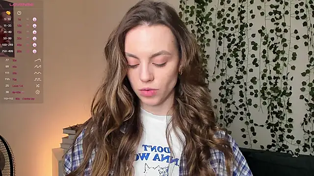 Snapshot of sweet_and_flirt chatting on November 23, 6:46 am sweet and flirt online show from November 23, 6:46 am