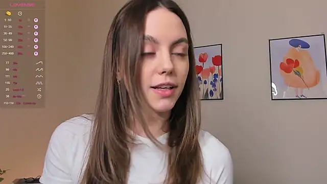 Snapshot of sweet_and_flirt chatting on December 5, 6:44 am sweet and flirt online show from December 5, 6:44 am