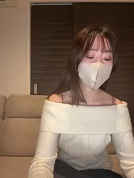 Snapshot of yura_ra_ra chatting on November 4, 9:30 am yura ra ra online show from November 4, 9:30 am