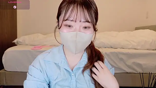 yura ra ra online show from June 7, 1:15 pm