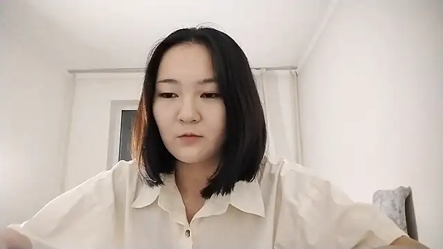 Lyndasilk online show from October 22, 2:06 pm