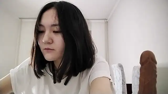 Lyndasilk online show from November 2, 2:19 pm