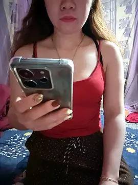 LeanaLy online show from January 16, 2:15 am