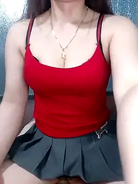 Snapshot of LeanaLy chatting on June 26, 1:26 pm LeanaLy online show from June 26, 1:26 pm