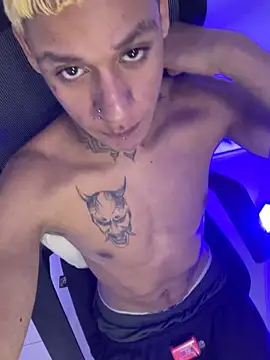 Snapshot of GaelCarter chatting on February 17, 3:47 am GaelCarter online show from February 17, 3:47 am