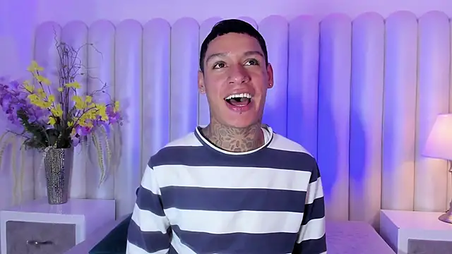 Snapshot of GaelCarter chatting on March 5, 3:35 am GaelCarter online show from March 5, 3:35 am