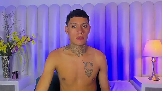 Snapshot of GaelCarter chatting on March 6, 3:25 am GaelCarter online show from March 6, 3:25 am