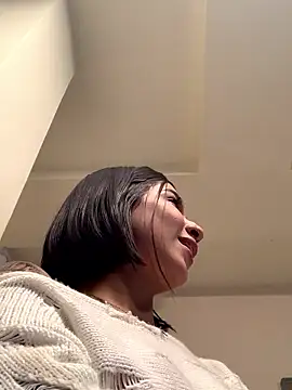 Snapshot of AlyssaRay chatting on January 10, 7:04 pm AlyssaRay online show from January 10, 7:04 pm