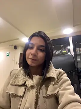 Snapshot of AlyssaRay chatting on February 10, 6:45 pm AlyssaRay online show from February 10, 6:45 pm