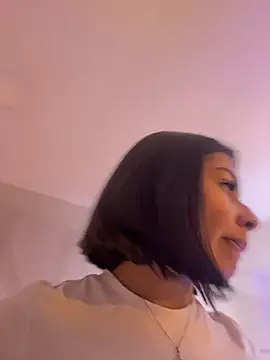 Snapshot of AlyssaRay chatting on March 23, 11:36 am AlyssaRay online show from March 23, 11:36 am