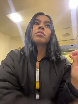 Snapshot of AlyssaRay chatting on June 17, 1:23 pm AlyssaRay online show from June 17, 1:23 pm