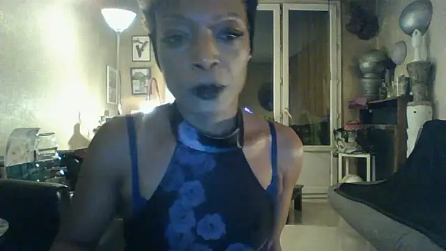 ulnaoumy online show from November 15, 5:09 pm