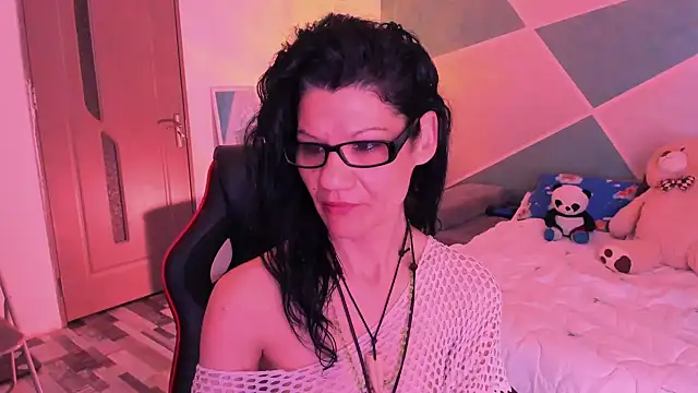 SweetSin40 online show from April 24, 7:38 pm