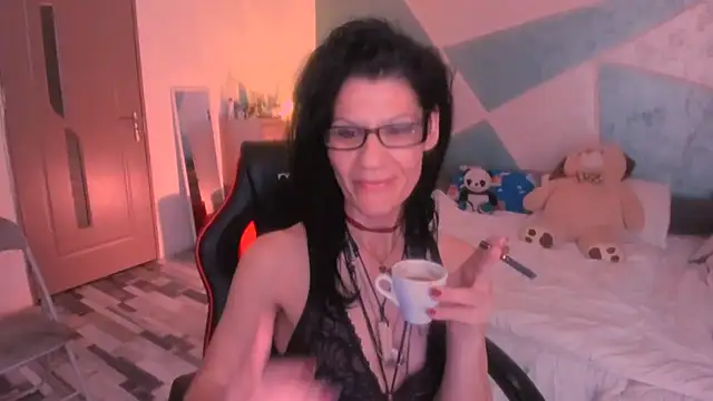 SweetSin40 online show from May 18, 7:31 pm