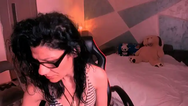 SweetSin40 online show from June 24, 7:57 pm