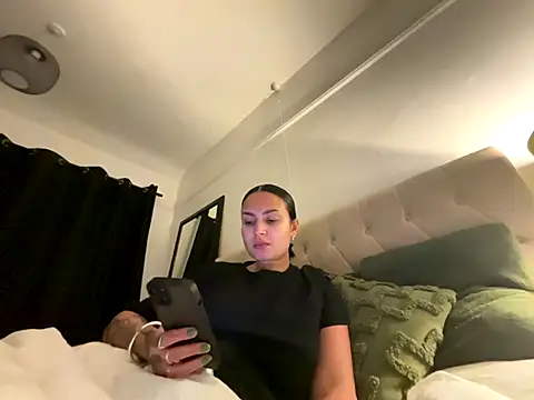 sexygoddessjessy online show from January 8, 7:38 pm