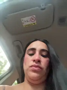 Snapshot of RoseSeductre chatting on October 24, 9:22 pm RoseSeductre online show from October 24, 9:22 pm