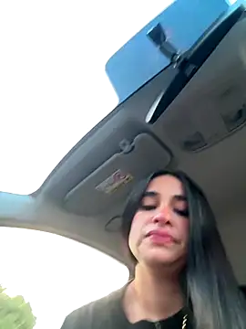 Snapshot of RoseSeductre chatting on October 26, 9:10 pm RoseSeductre online show from October 26, 9:10 pm