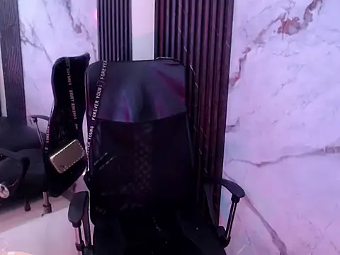 Brandonhott online show from October 16, 2:45 am