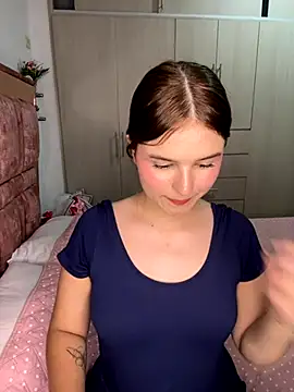 MIACUTEE  online show from November 21, 6:23 am