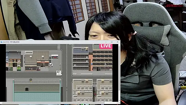 Snapshot of harinyanxxx chatting on March 1, 3:03 pm harinyanxxx online show from March 1, 3:03 pm