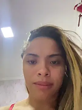 safadinhaquenteW online show from February 7, 4:27 am