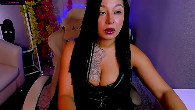 Aisha Goldstein online show from November 25, 5:51 am