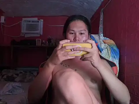 Snapshot of sexychekaiixxx chatting on November 3, 12:50 pm sexychekaiixxx online show from November 3, 12:50 pm