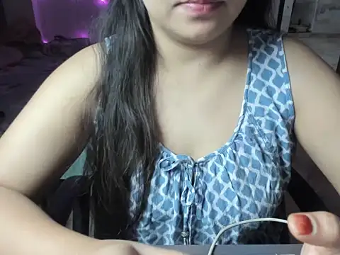 Divya68 online show from November 13, 5:01 pm