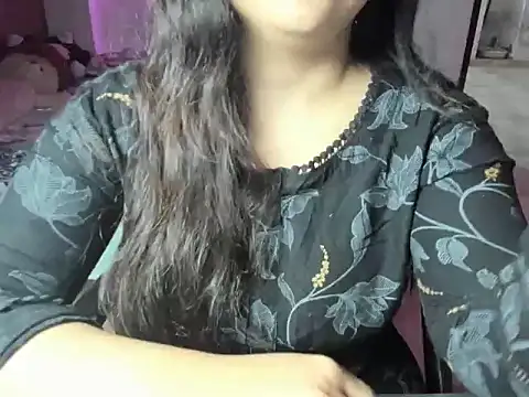 Divya68 online show from November 18, 6:01 pm