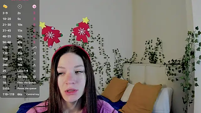 ChillGato online show from December 18, 1:33 am