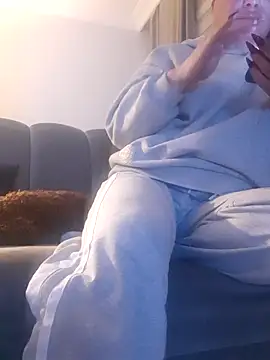 Snapshot of Trans_Mahsen chatting on October 21, 6:08 pm Trans Mahsen online show from October 21, 6:08 pm