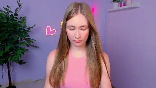 EllyColins online show from July 5, 3:23 am